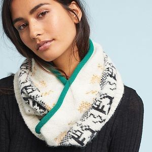 Anthropologie Emilime Getaway Alpaca Cowl Scarf